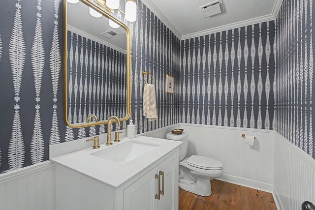 8790 KNOB OAK CV, Germantown, TN 38139