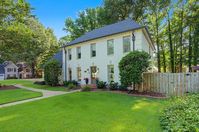 8790 KNOB OAK CV, Germantown, TN 38139