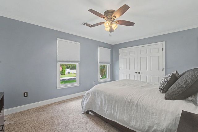 8790 KNOB OAK CV, Germantown, TN 38139