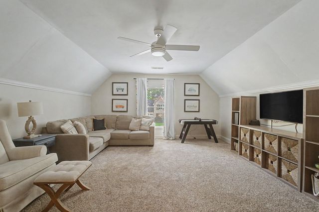 8790 KNOB OAK CV, Germantown, TN 38139