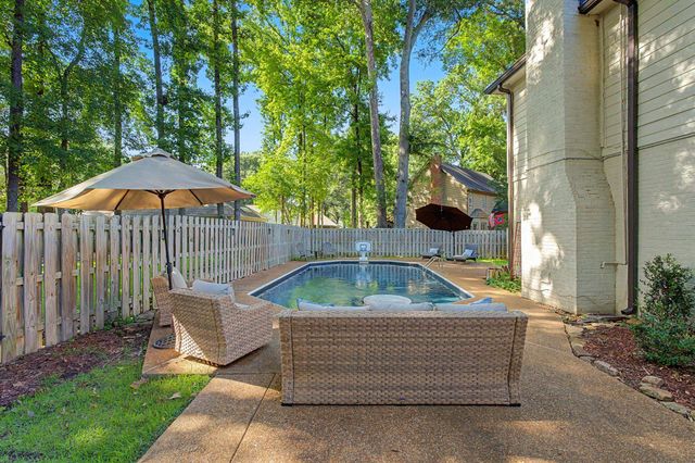 8790 KNOB OAK CV, Germantown, TN 38139