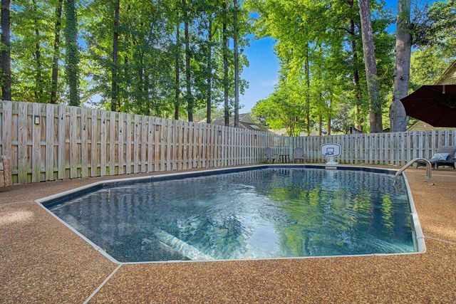 8790 KNOB OAK CV, Germantown, TN 38139