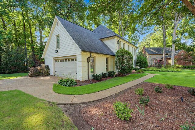 8790 KNOB OAK CV, Germantown, TN 38139