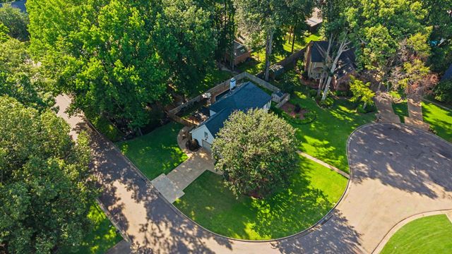 8790 KNOB OAK CV, Germantown, TN 38139