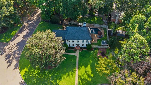 8790 KNOB OAK CV, Germantown, TN 38139