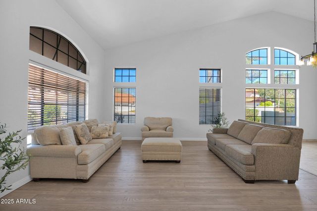 12407 N 54TH Avenue, Glendale, AZ 85304