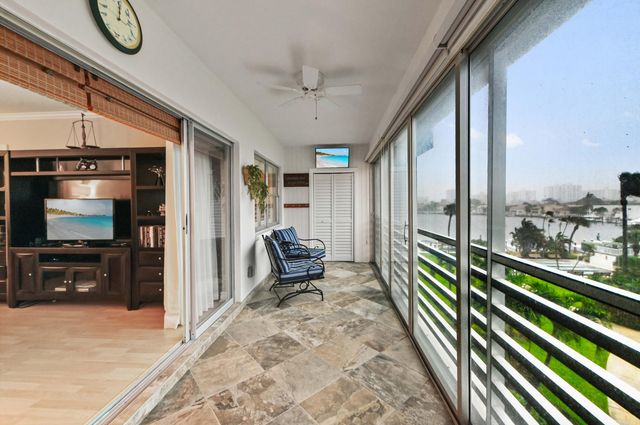 3351 SPANISH Trail 413, Delray Beach, FL 33483