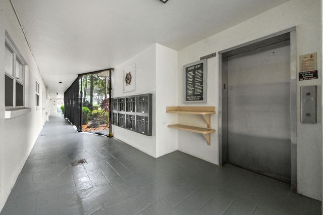3351 SPANISH Trail 413, Delray Beach, FL 33483