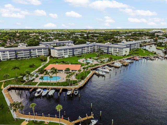 3351 SPANISH Trail 413, Delray Beach, FL 33483