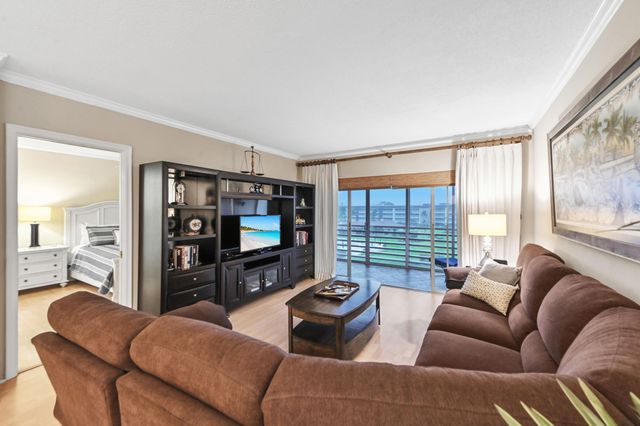 3351 SPANISH Trail 413, Delray Beach, FL 33483