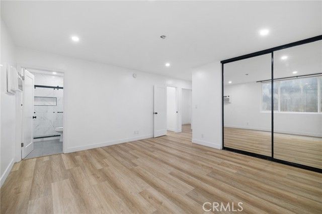 17000 Burbank Boulevard 101, Encino (los Angeles), CA 91316