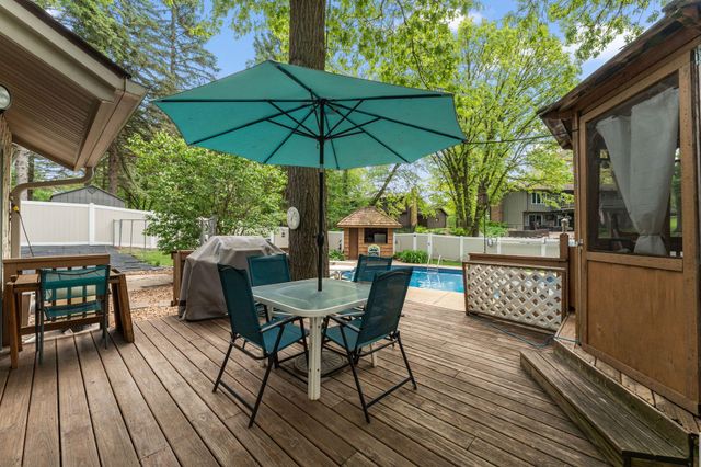 8119 Lower 129th Court, Apple Valley, MN 55124