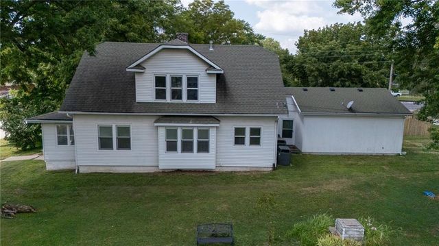 216 W 4th Street, Lawson, MO 64062