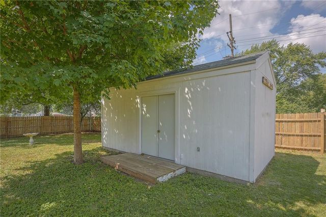 216 W 4th Street, Lawson, MO 64062