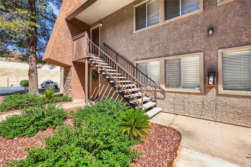 5449 Indian River Drive 414, Las Vegas, NV 89103 — photo 3