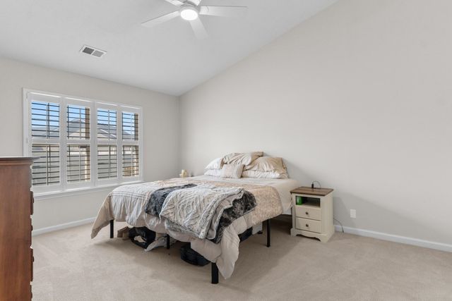 2423 Glen Dr., Little River, SC 29566