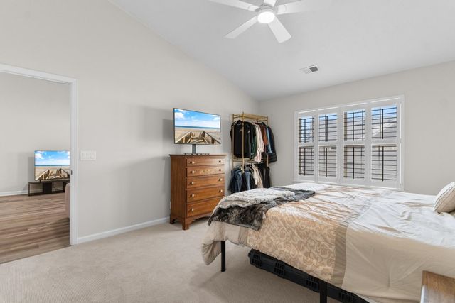 2423 Glen Dr., Little River, SC 29566