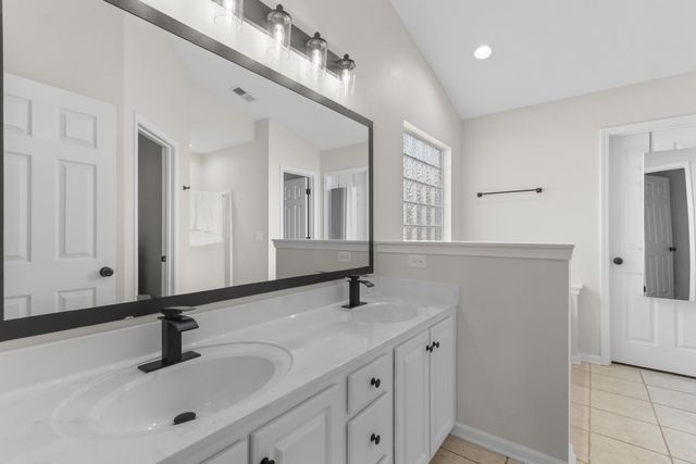 2423 Glen Dr., Little River, SC 29566