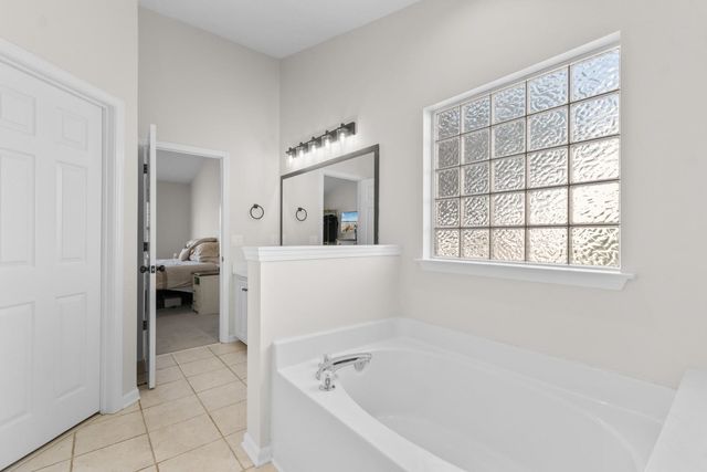 2423 Glen Dr., Little River, SC 29566