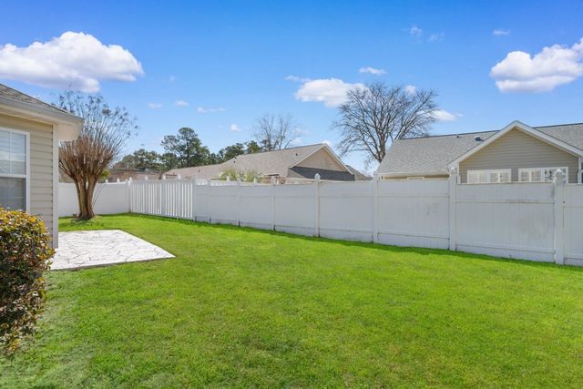 2423 Glen Dr., Little River, SC 29566