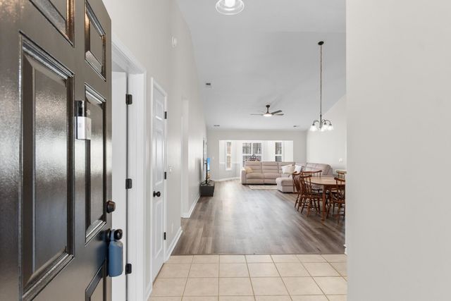 2423 Glen Dr., Little River, SC 29566