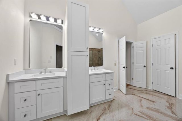 166 Glen Eagle Way, Mcdonough, GA 30253