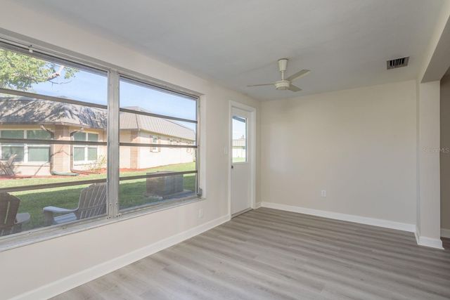 4229 STRATFORD DRIVE 4229, New Port Richey, FL 34652