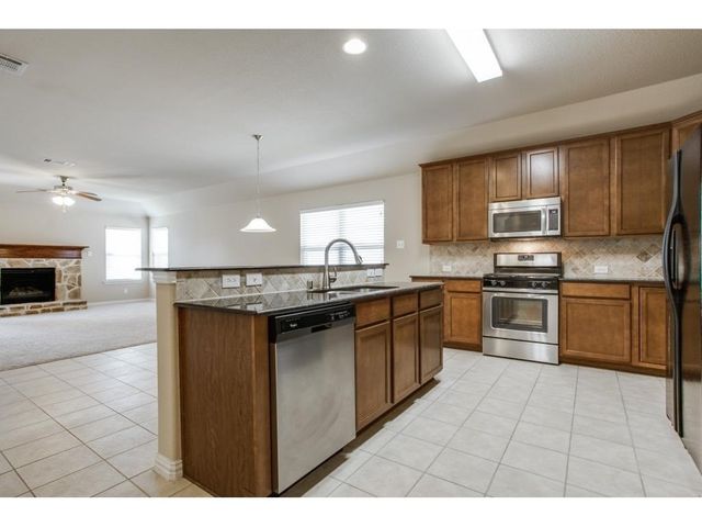 1120 Villa Paloma Boulevard, Little Elm, TX 75068