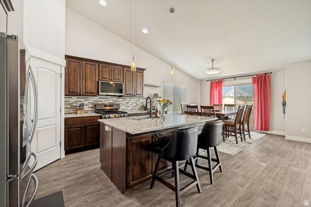 719 W SHAVEY LN, Springville, UT 84663