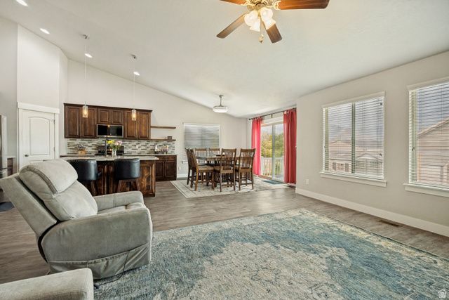 719 W SHAVEY LN, Springville, UT 84663