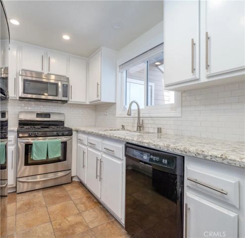 10360 E Briar Oaks A, Stanton, CA 90680