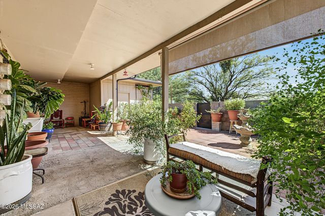 1665 W Calle Del Rey, Tucson, AZ 85713