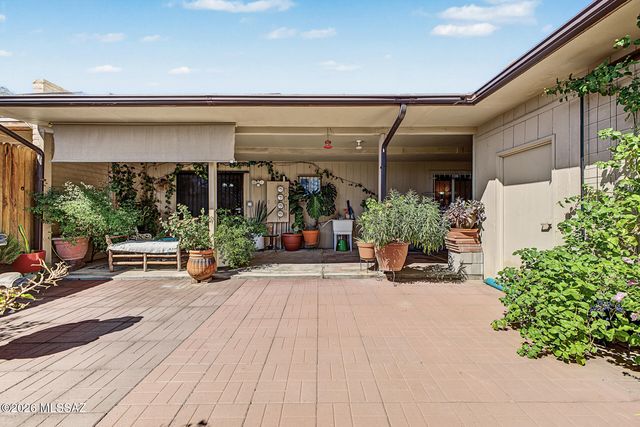 1665 W Calle Del Rey, Tucson, AZ 85713