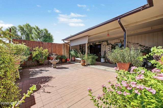 1665 W Calle Del Rey, Tucson, AZ 85713