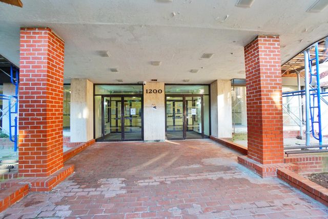 1200 E 53rd St Apt 5F, New York City, NY 11234