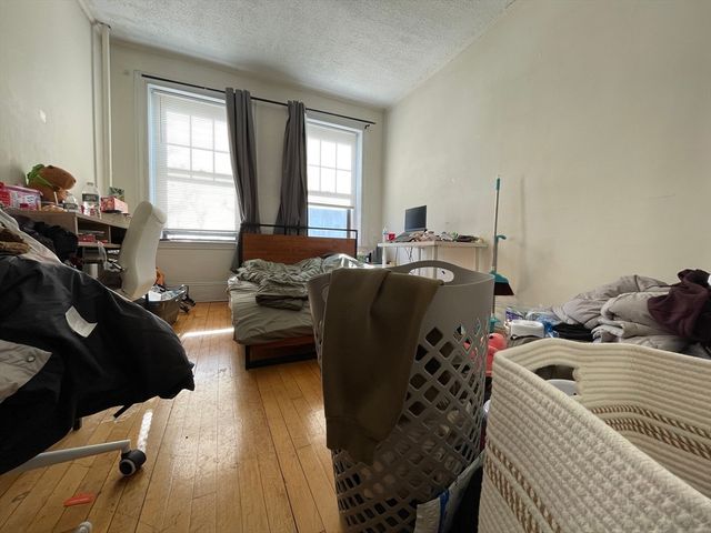 57 Brighton Ave 6, Boston, MA 02134