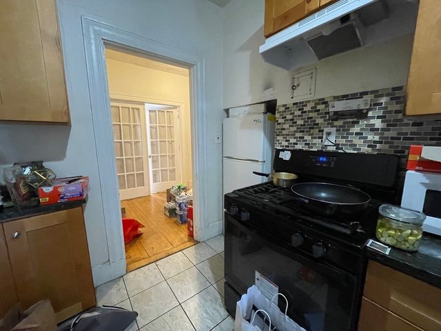 57 Brighton Ave 6, Boston, MA 02134