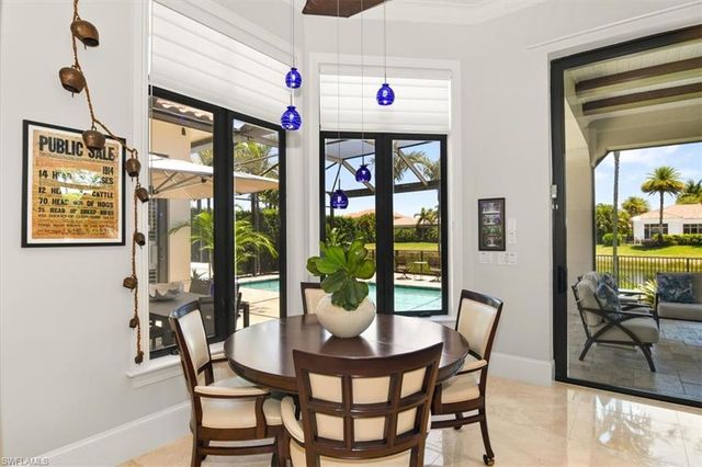2220 Residence CIR, Naples, FL 34105