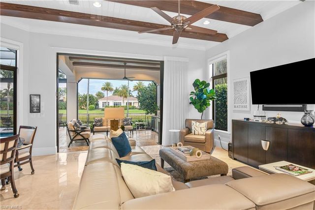 2220 Residence CIR, Naples, FL 34105