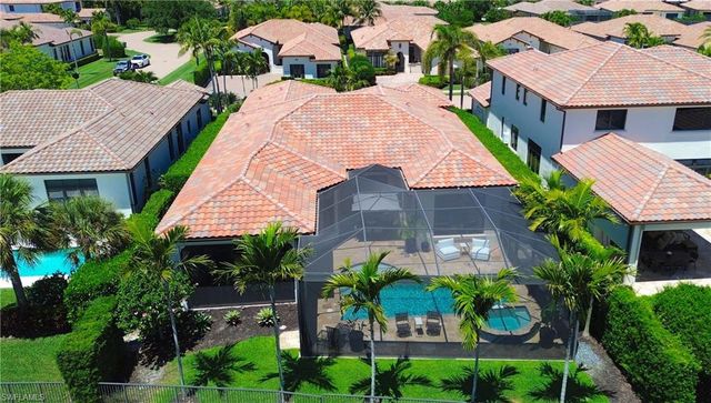 2220 Residence CIR, Naples, FL 34105