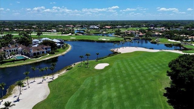 2220 Residence CIR, Naples, FL 34105
