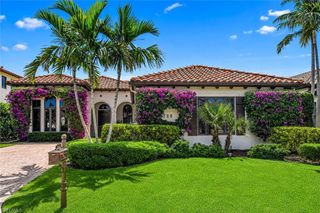 2220 Residence CIR, Naples, FL 34105