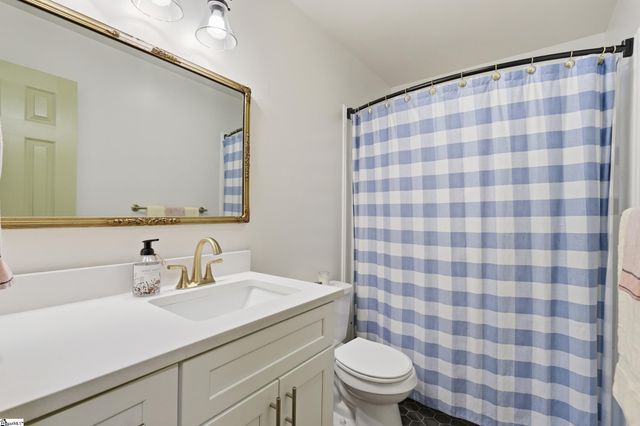 101 Dove Lane, Taylors, SC 29687