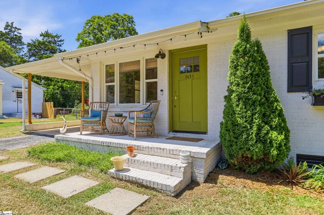 101 Dove Lane, Taylors, SC 29687