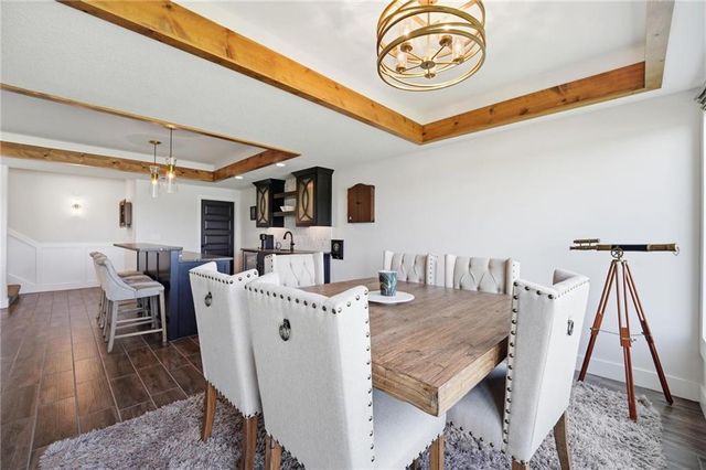 4261 Lakeshore Drive, Basehor, KS 66007