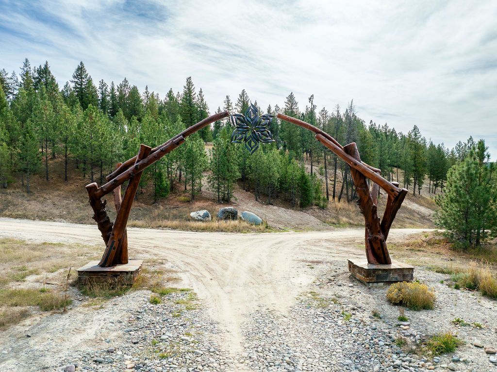 Image 2 of property listing at Lot 26 Origin Lane, Eureka, MT 59917