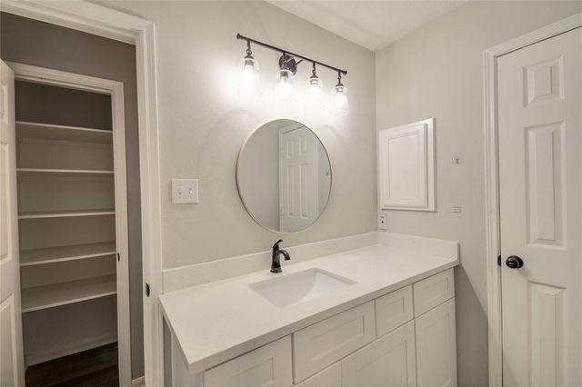 19826 Dusty Creek Drive, Katy, TX 77449