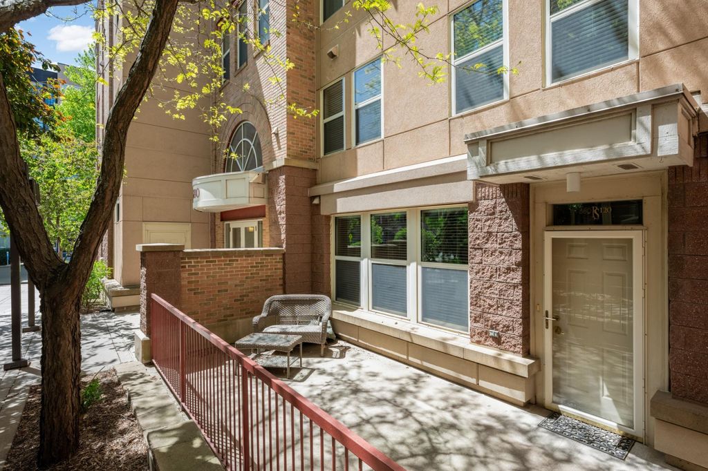 680 N 2nd Street 120, Minneapolis, MN 55401 — exterior