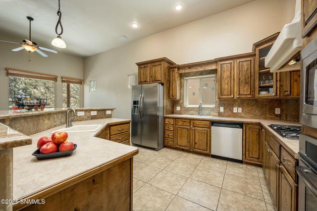 1506 Fairway Village Drive, Las Cruces, NM 88007