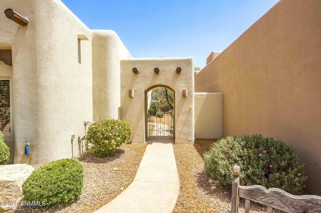 1506 Fairway Village Drive, Las Cruces, NM 88007